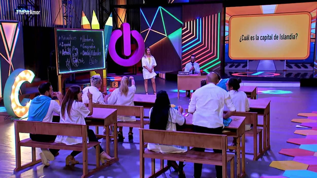 Así se la pasó Adrián y Mariazel en la prueba de la escuela