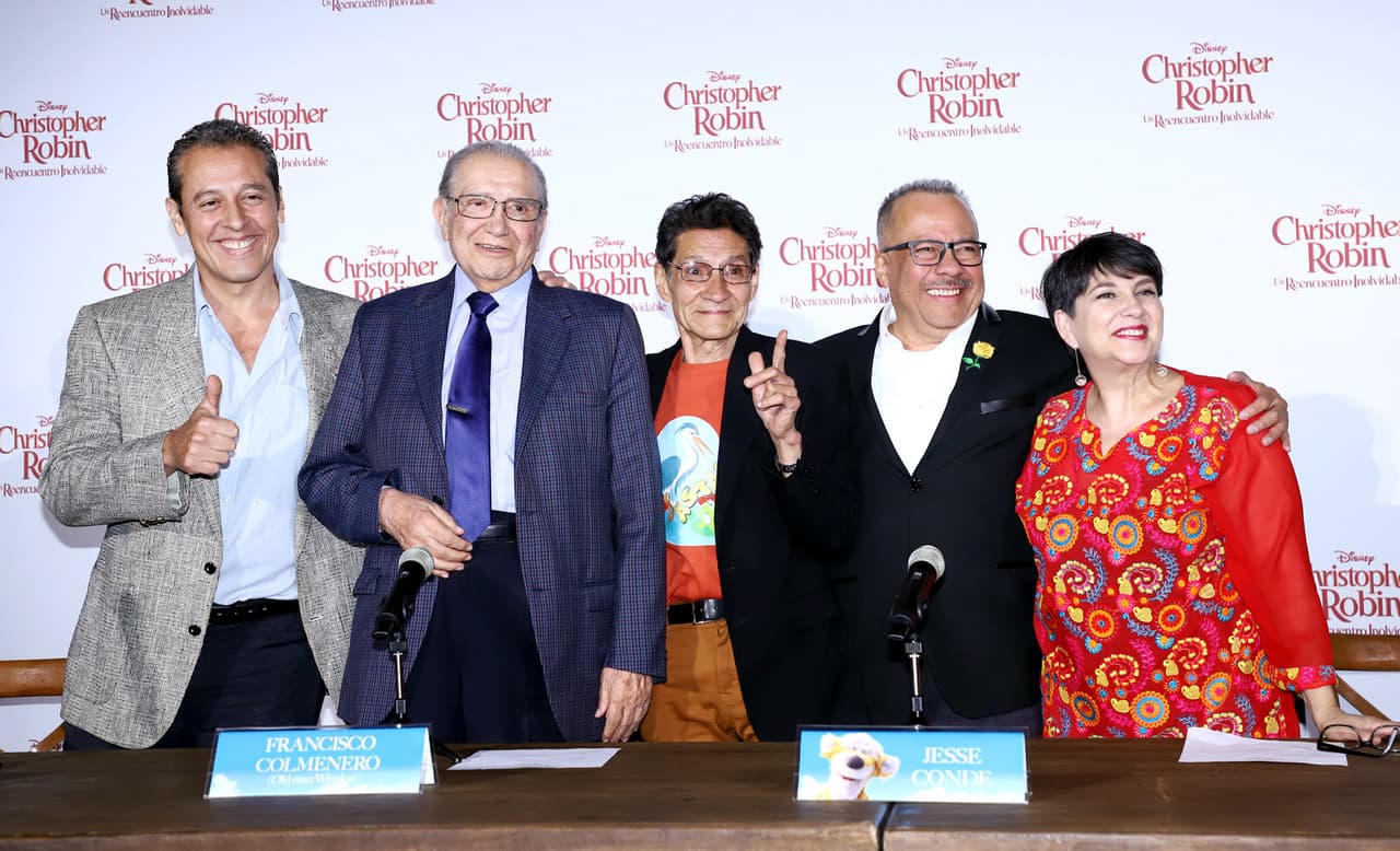 El doblaje es tan antiguo como el cine sonoro mismo, pues con otros actores se le daba voz a actores o animación. En español latino hemos tenido maestros como Francisco Colmenero, Jesse Conde y Humberto Vélez.