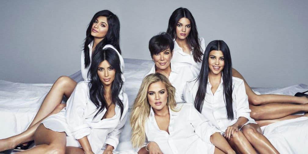 4. Las Kardashians: Sus tarjetas de Kristmas son famosas, también se reparten pijamas para cada una.