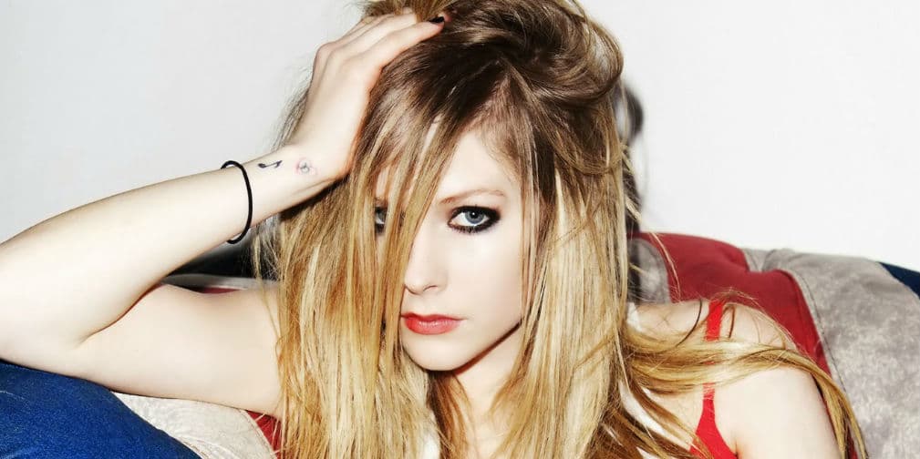 15. Avril Lavigne (27 de septiembre de 1984): La cantante de Complicated cumplirá 31 años ¡idéntica!