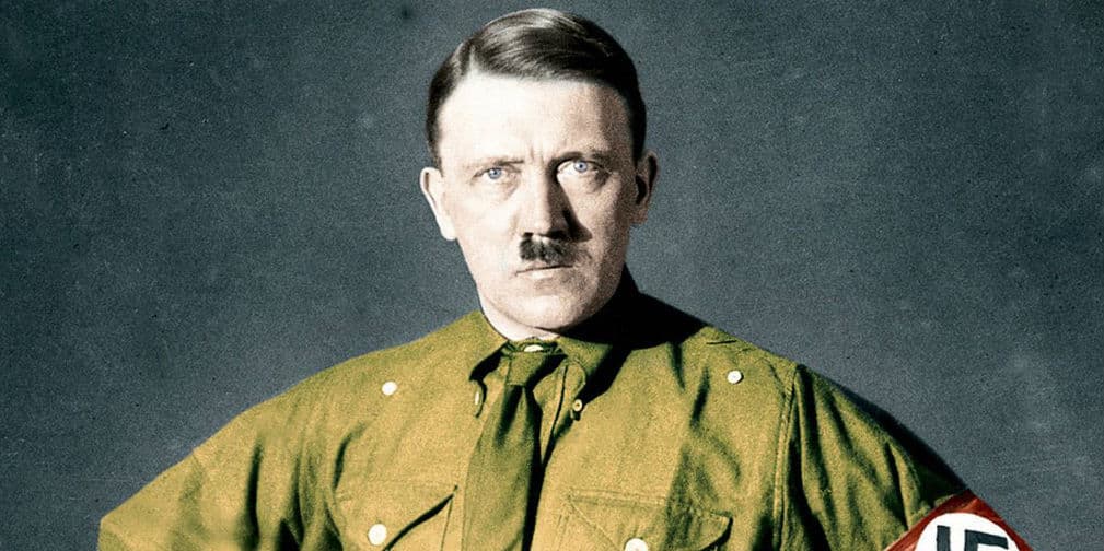 6. Adolf Hitler (1889, 1945): El líder de la Alemania nazi.
