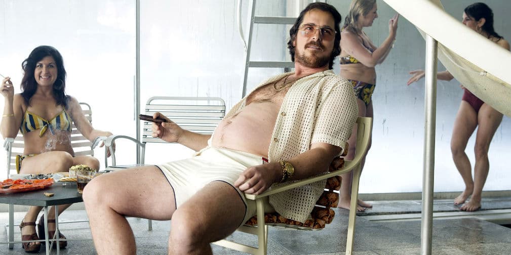 Aún con pancita no pierde su atractivo, ¿quién le diría que no a Christian Bale? ¡No mientan!