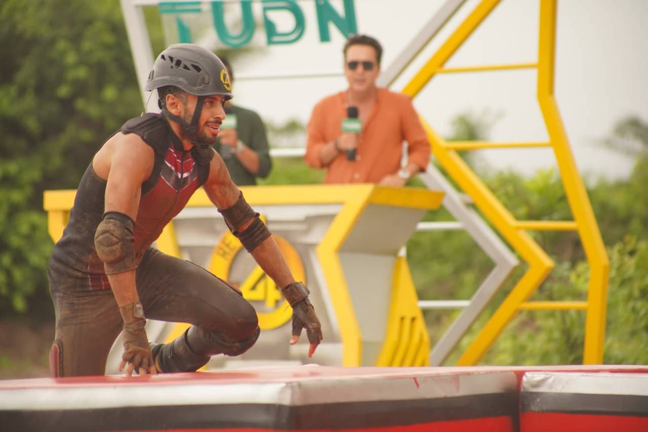 Raúl eliminó a Chano en la Pista de Tierra en Reto 4 Elementos 2022.