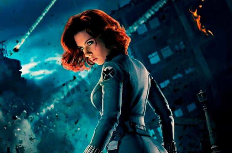 Es nuestra viuda favorita, negra o no. Heroína por derecho propio. Es perfecta, además de que de casi todos los Avengers es de las pocas que sin CGI se rifa en pantalla.