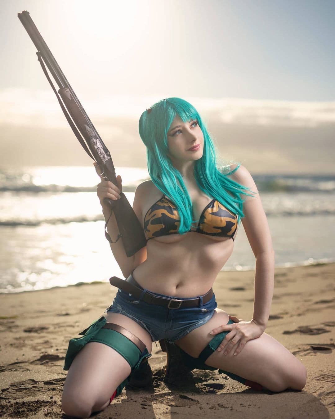¿Qué tal le quedó esta Bulma mercenaria en la playa?