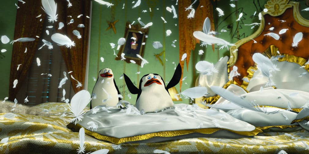 Una secuela titulada Madagascar 2 fue lanzada el 7 de noviembre de 2008, con el elenco de voces originales.