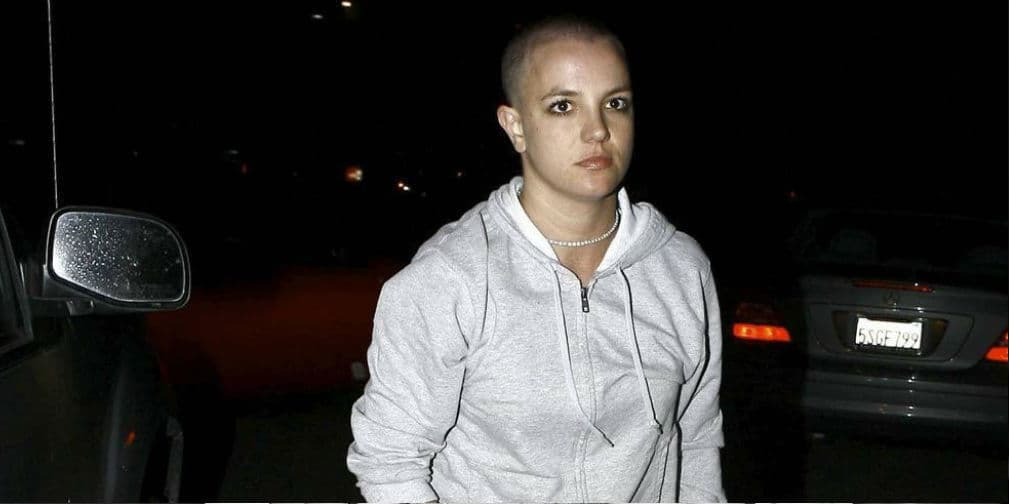 3. Britney Spears: Tiene 33 años y ya ha protagonizado escándalos, incluso le han llegado a quitar a sus hijos.
