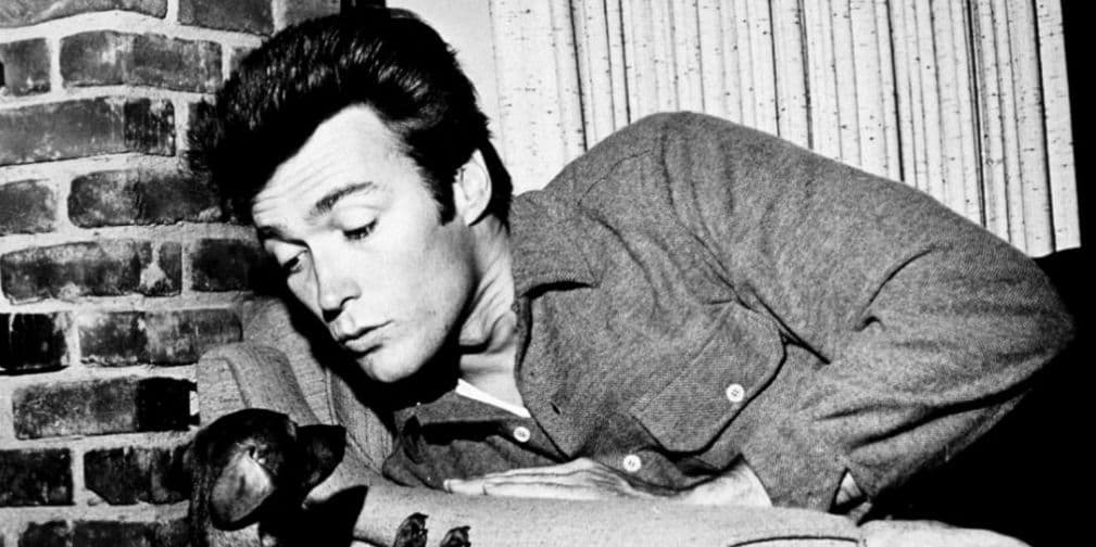 Clint Eastwood: En Harry El Sucio demostró que los tipos duros también llevan traje.