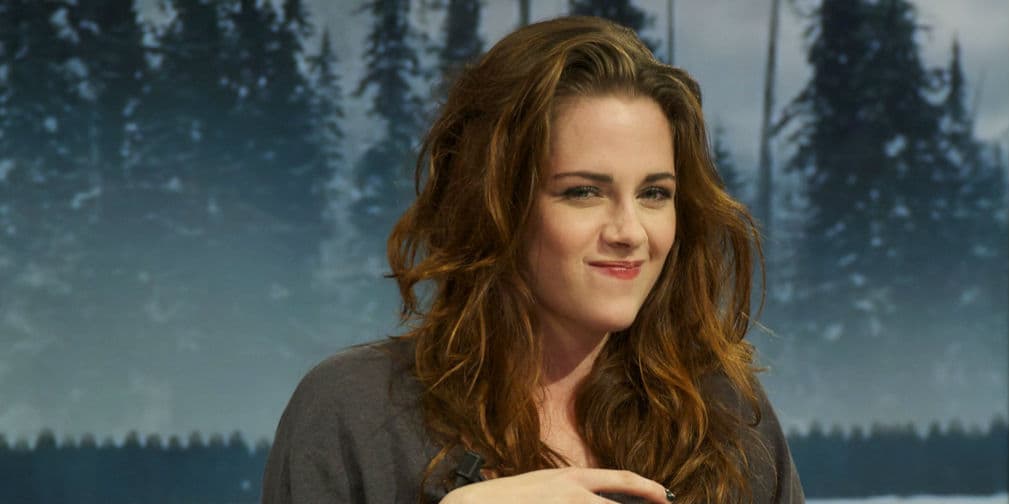 9. Kristen Stewart: En muchas ocasiones confesó que no lava seguido su cabello con regularidad.