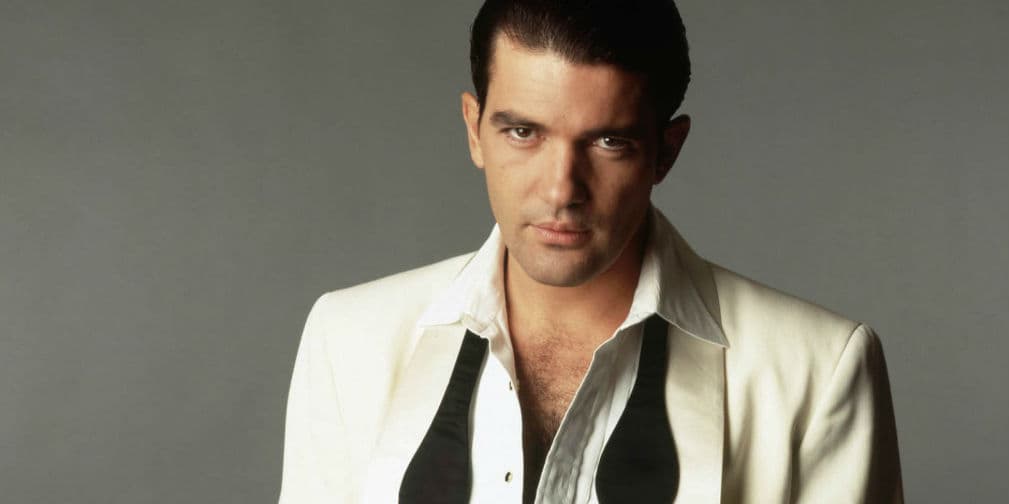 1. Antonio Banderas. Fecha de nacimiento: 10 de agosto de 1960. Edad: 53.