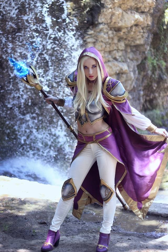 Illisia Windrunner, cosplayer española, ha entregado grandes atuendos. Su especialidad, se nota, son los juegos de Blizzard. Y luce hermosa, sin duda.