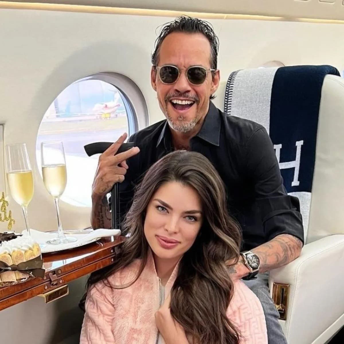 Marc Anthony y la increíble colección de bolsos de su novia Nadia Ferreira