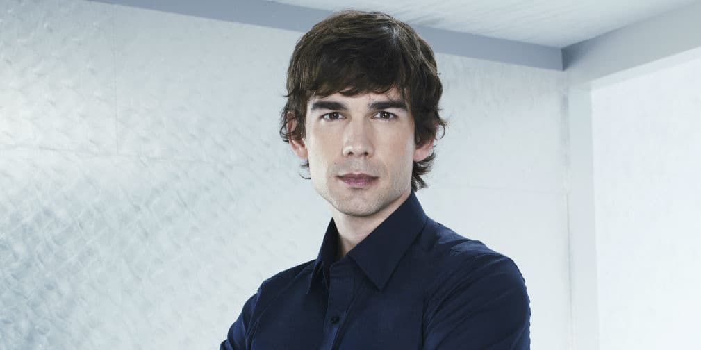 4. Christopher Gorham: Literalmente mató series como Popular, Felicity, Jake 2.0, Ugly Betty y Harpers Island.