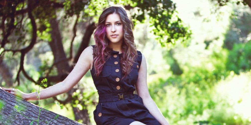 En 2001 consiguió un papel en la película Stuck en compañía de Andrea Garces.