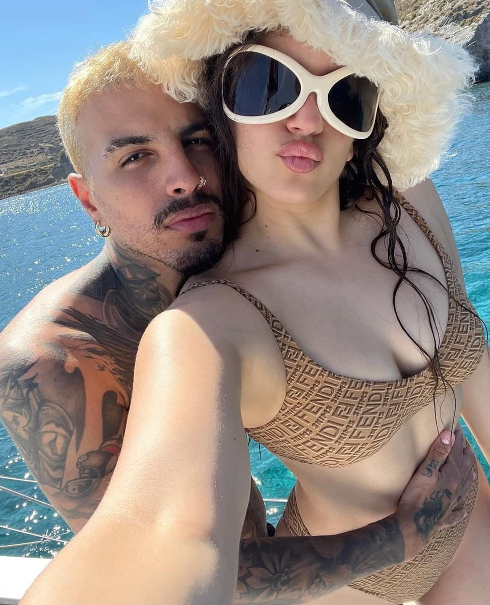 Rosalía y Rauw Alejandro: así ha sido la historia de amor entre los artistas