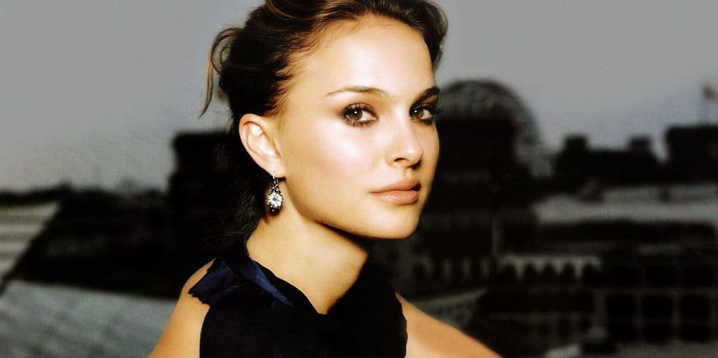 13. Natalie Portman: Estudió en la Universidad de Harvard, una especialidad en Psicología.