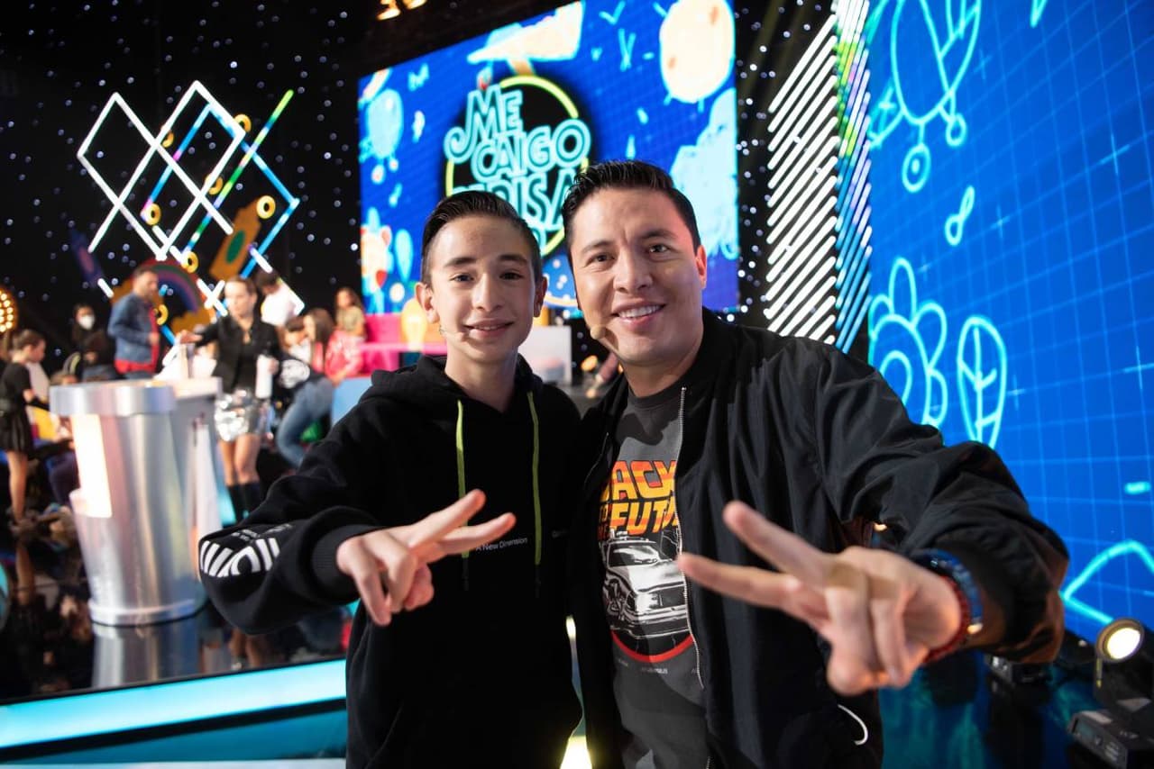 Armando Hernández en el especial del Día del Niño de la octava temporada de MCDR.