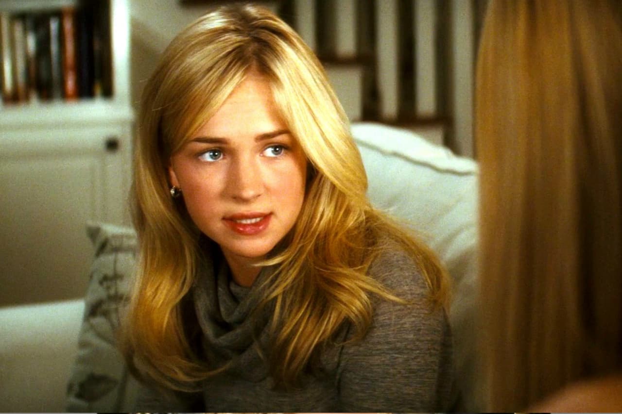 Los fans del cine de terror la ubican como Marnie Cooper en Scream 4.