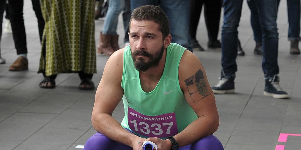 9. Shia Labeouf: Al describir su primera relación sexual, el actor aceptó que no está muy dotado que digamos...
