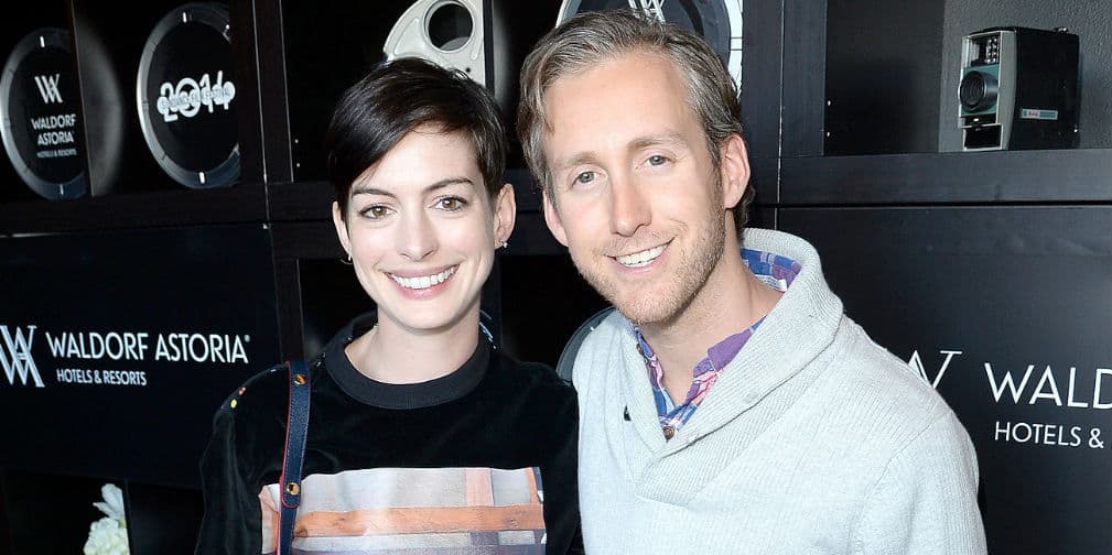 2. Anne Hathaway: Muchas veces dijo ser fan de ella. Al poco tiempo el amor que él sentía fue correspondido.