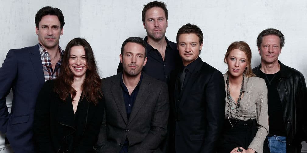 Ben Affleck mide 1.92 metros y tiene actualmente 42 años.