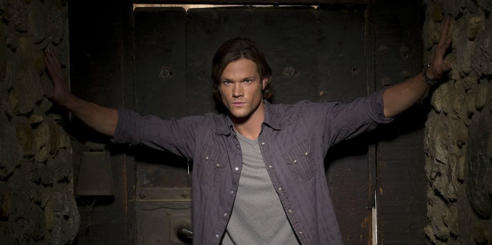 5. Jared Padalecki: El actor, a quien recordamos por la serie Supernatural y Viernes 13, mide 1.94 centímetros.