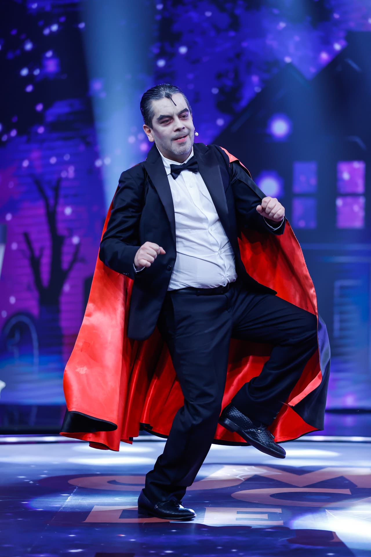 ¿Alguien se acuerda de El Conde Drácula Irwin de 'Las sombrías aventuras de Billy y Mandy? ¡Bailaba igual que Chiquidrácula!