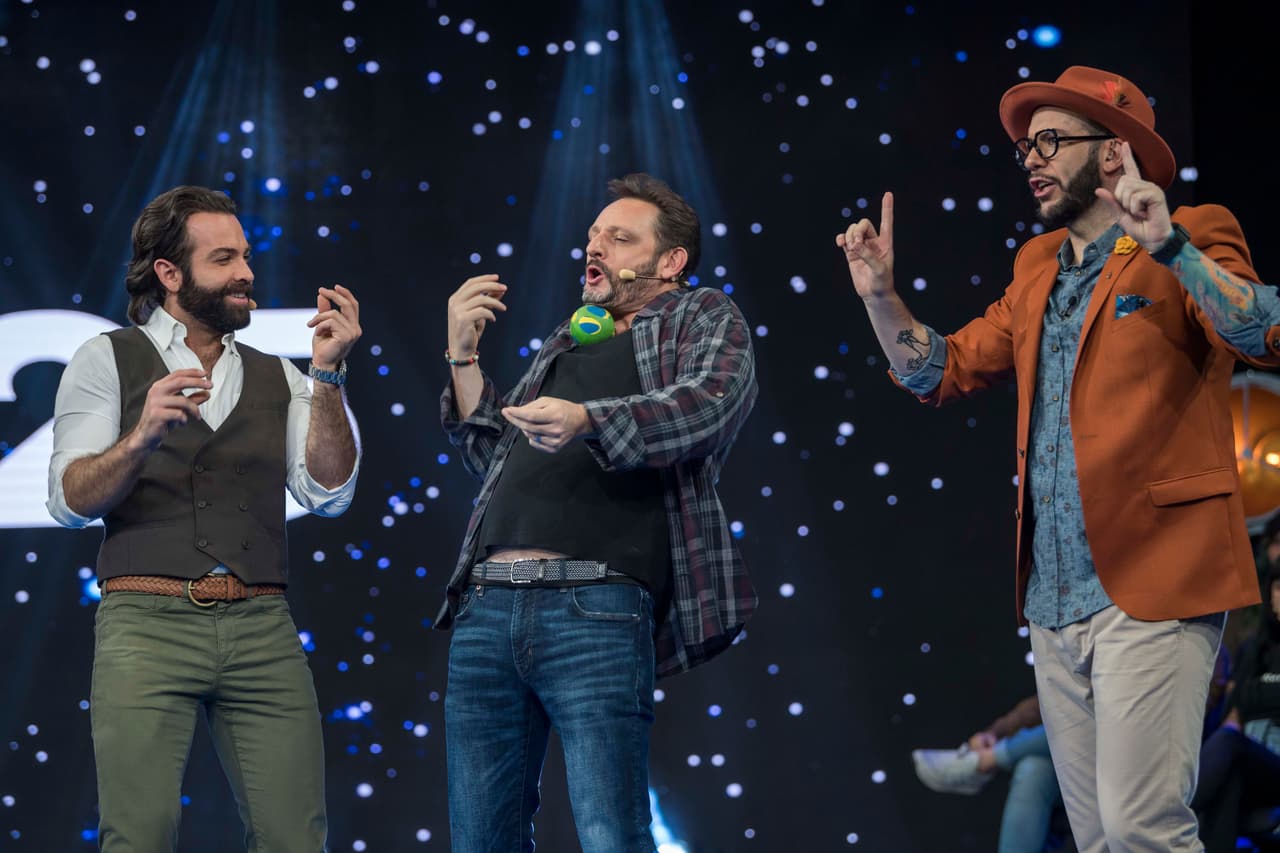 Fastlicht en 'Pasa la bola'