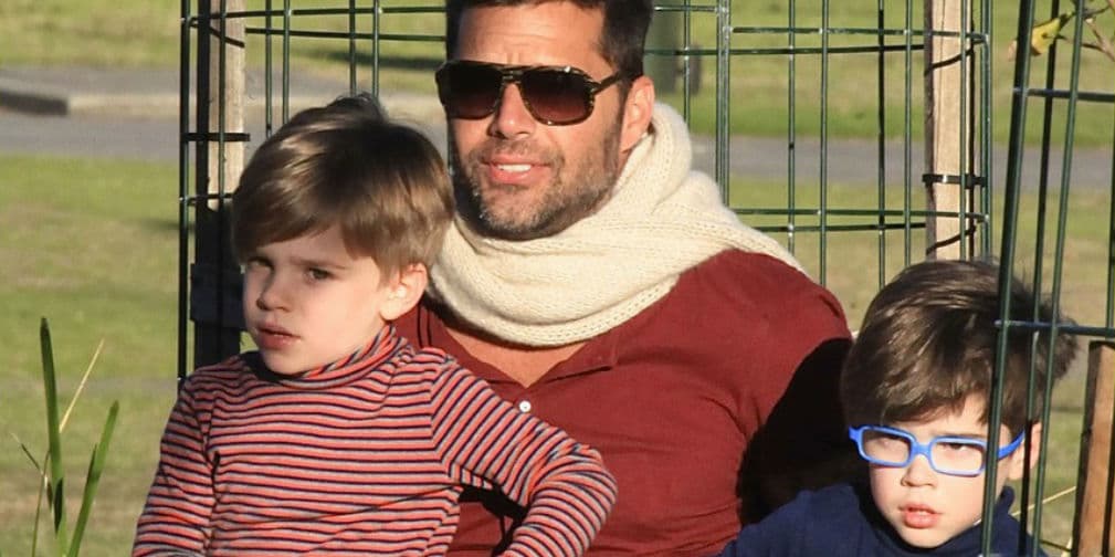 10. Ricky Martin: El cantante es padre soltero de los mellizos Mateo y Valentino, fruto de una madre sustituta.