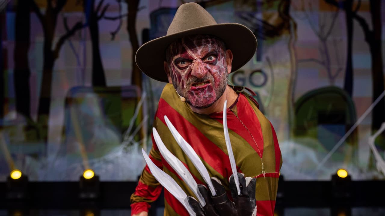 Ricardo Fastlicht en el especial de Halloween de Me Caigo de Risa 11