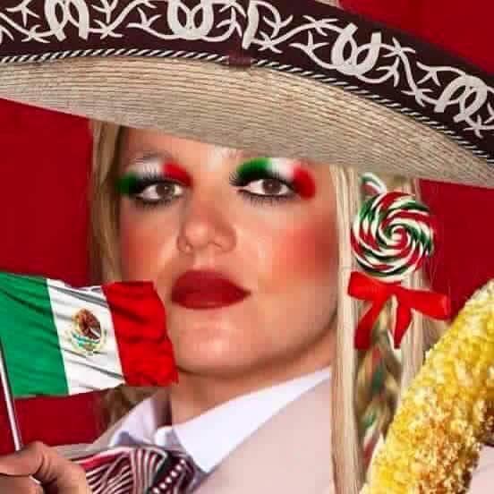 ¿Ya tienen su outfit listo para comer todos los antojitos mexicanos que puedan, hasta gritar de indigestión?