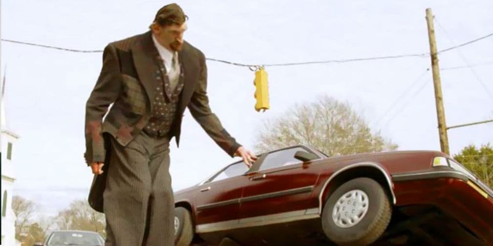 5. Matthew McGrory (2.28 metros): Actuó en la cinta Big Fish (2003), y el video Coma White de Marilyn Manson.