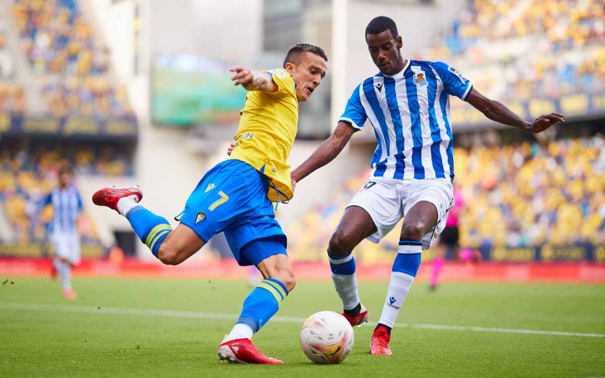 Real Sociedad vs Cádiz: Horario y dónde ver en vivo la Liga Española