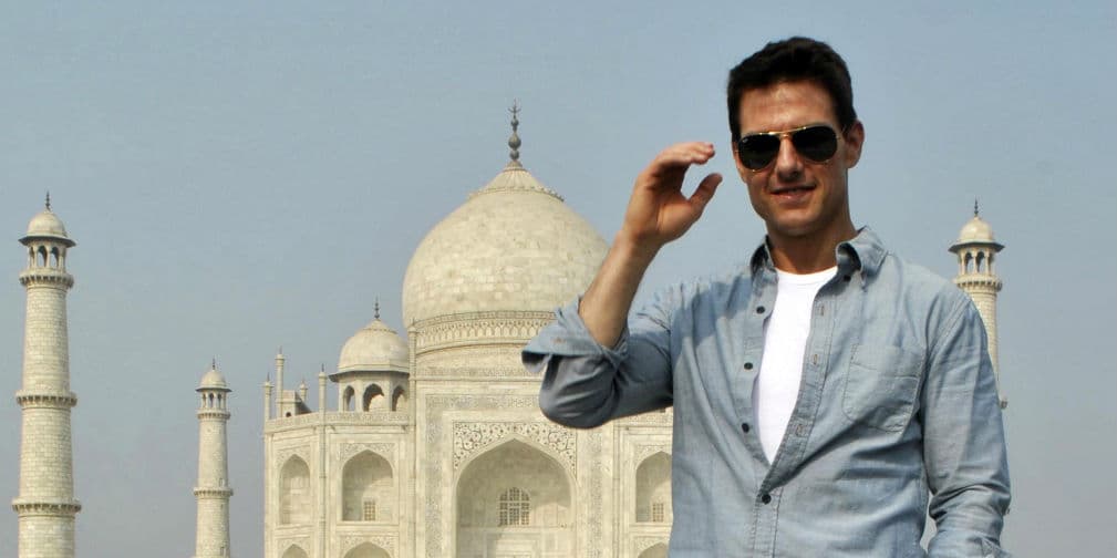 ¿Ola ke ase? ¿De vacaciones o ke ase? Tom es un monumento, igual que el Taj Mahal.
