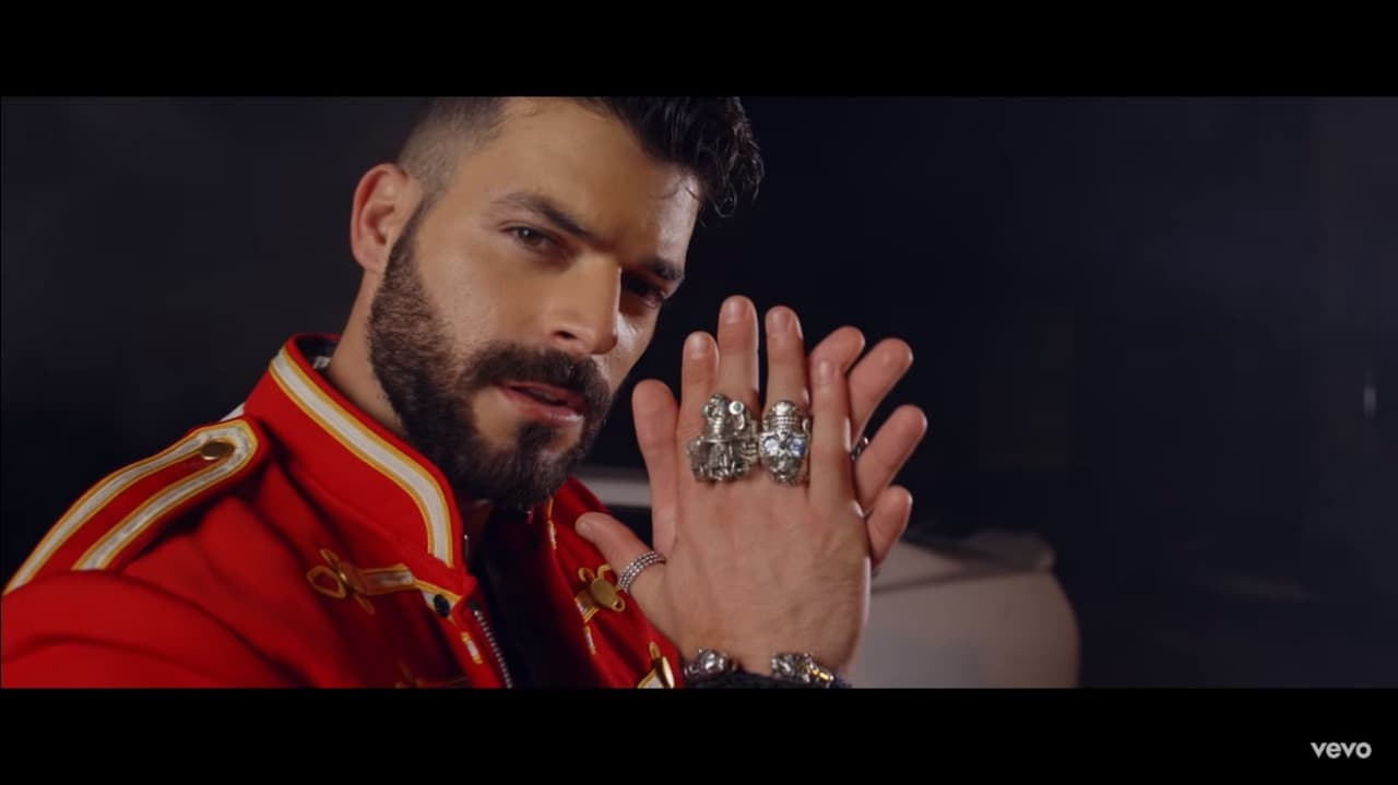 Escucha el lado musical de Adrián Di Monte