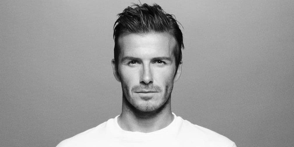 5. David Beckham: Asegura que en su casa todo debe estar ordenado en línea recta y siempre en pares.