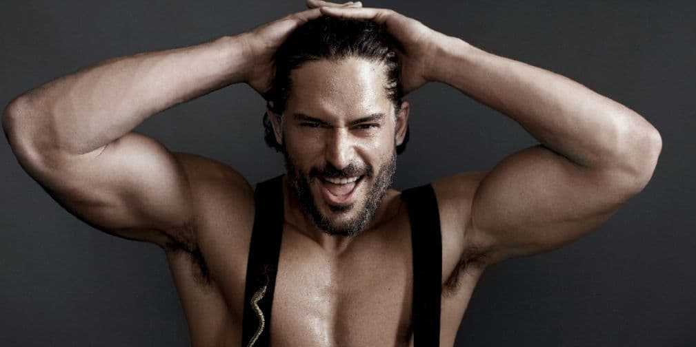 11. Joe Manganiello: Este galán presumió sus 1.96 centímetros de estatura en la película Magic Mike.