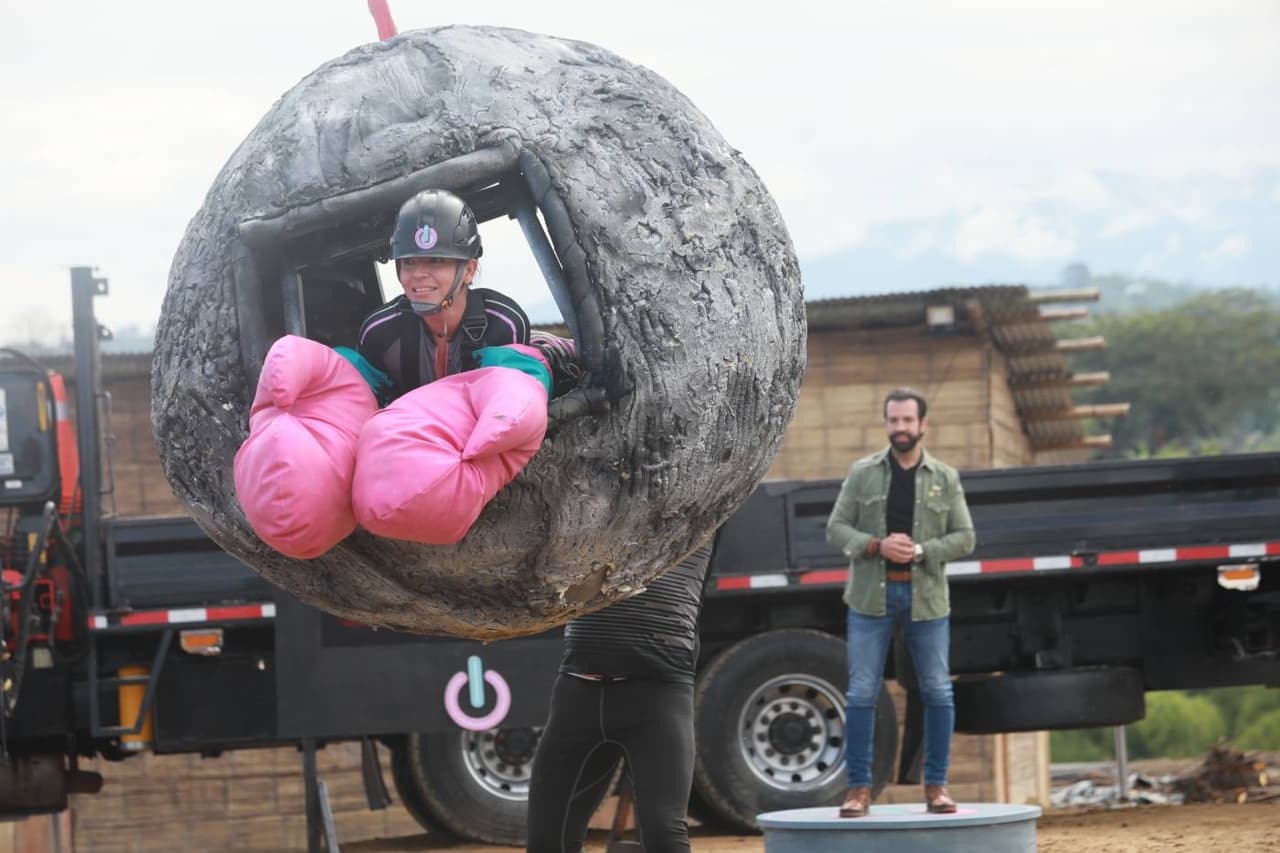 Carlos Trejo y Mery en el primer capítulo de 'Inseparables, amor al límite'