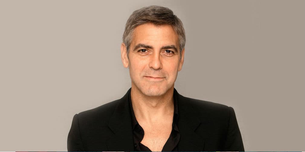 12. George Clooney: Circuló en redes sociales que el avión donde viajaba el actor había desaparecido, cuando sobrevolaba el estado de Colorado.