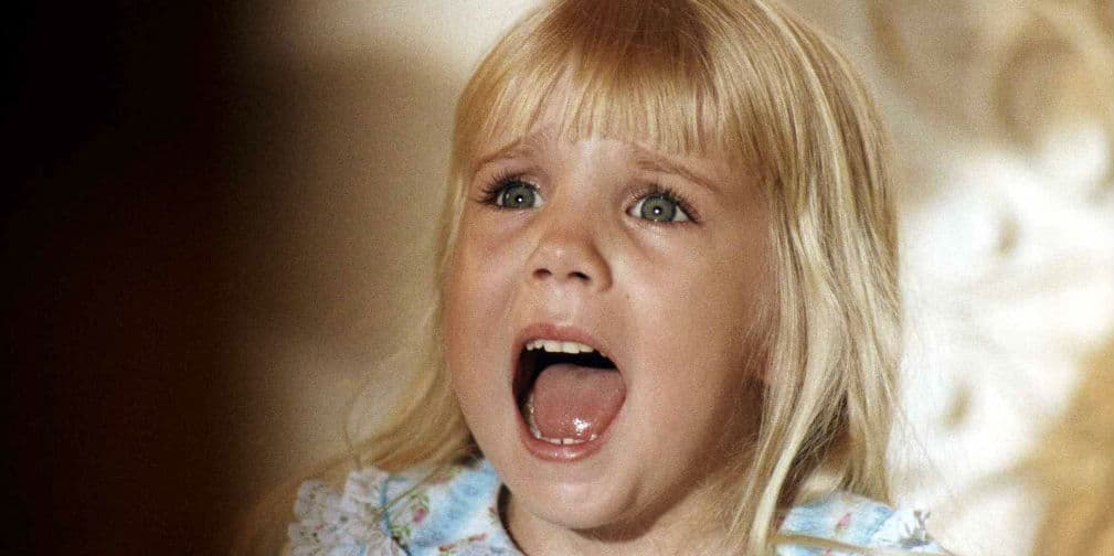 17. Heather ORourke: Murió a los 12 años por una intoxicación, aunque dicen que fue la maldición de la película Poltergeist.