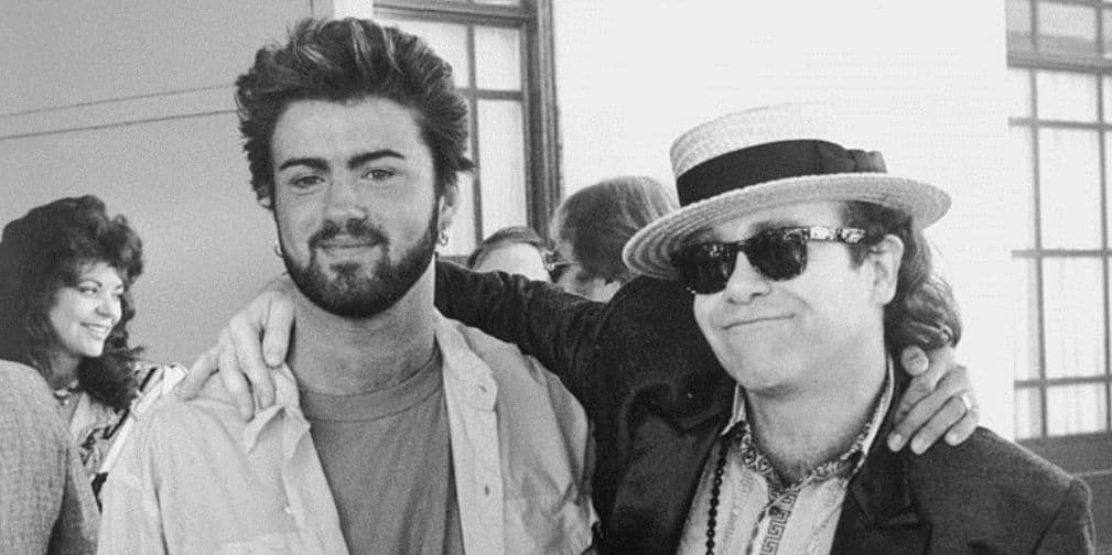 7. Elton John y George Michael: Estas dos divas no se hablan desde hace 10 años, tras una pelea de palabras.