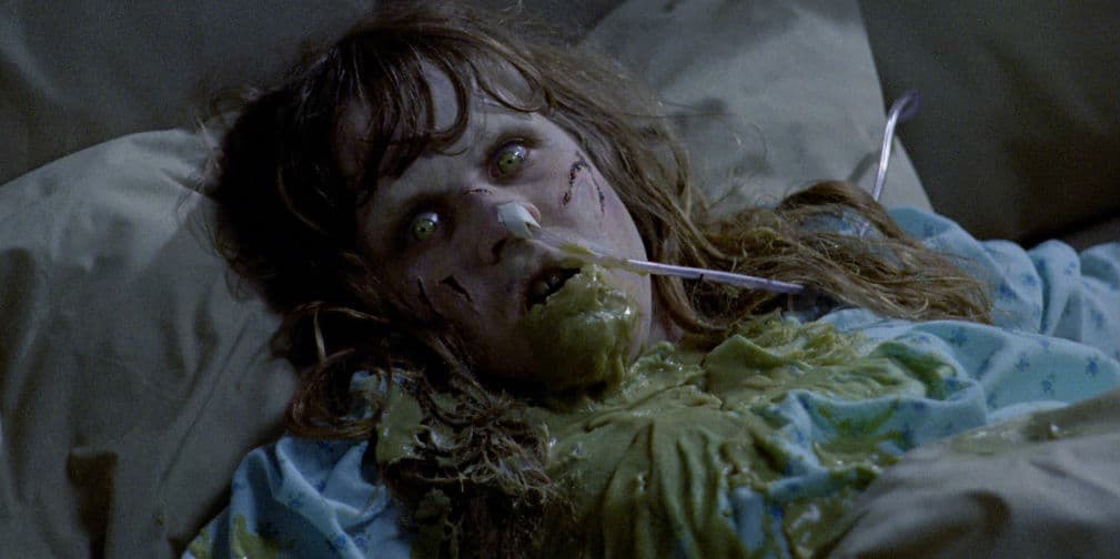 7. Regan MacNeil (Linda Blair): La niña más aterradora de la pantalla grande, inmortalizada en El Exorcista.