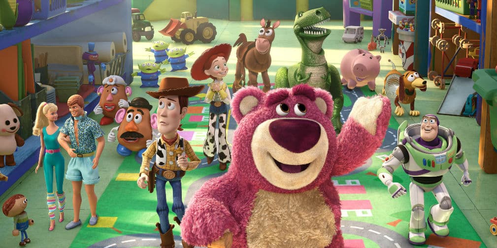 3. Toy Story 3: Una peli cargada de emoción y sentimiento que concluye la amistad entre Woody y Buzz Lightyear.
