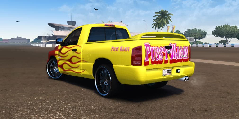 12. El Pussy Wagon De Kill Bill: La Novia escapa abordo de esta emblemática camioneta, misma que aparece en el video Telephone de Lady Gaga.