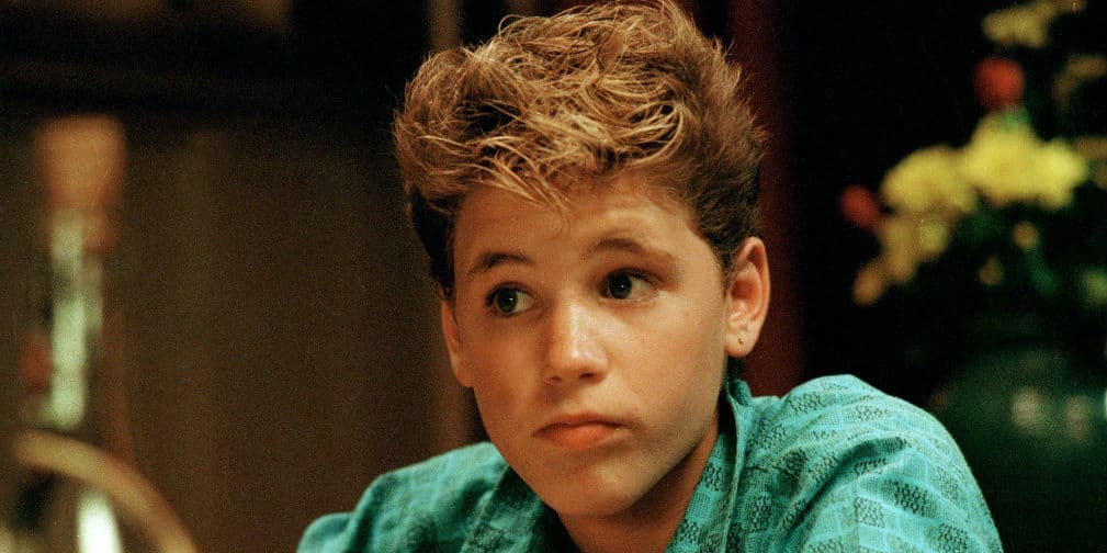 9. Corey Haim (1971, 2010): Actor de Los Muchachos Perdidos, murió a los 38 años por culpa del alcohol.