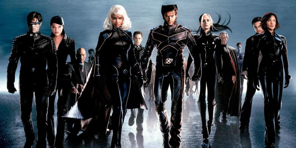 X-Men 2 (2003): Los mutantes ahora interpretados por famosos como Hugh Jackman.
