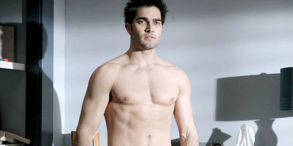 5. DEREK HALE: En Teen Wolf abundan los licántropos sensuales, nada más vean a Tyler Hoechlin.
