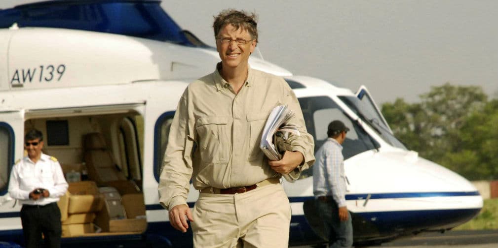 9. Bill Gates: El presidente de Microsoft gusta del Porsche o Lexus LS 400, algo más clásico.