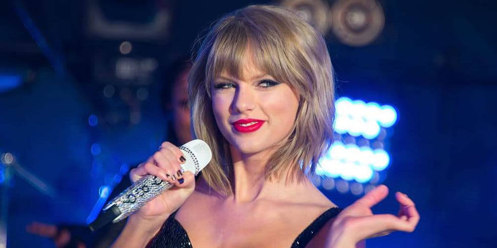9. Taylor Swift: La rubia sensación tuvo ingresos por 80 millones de dólares.