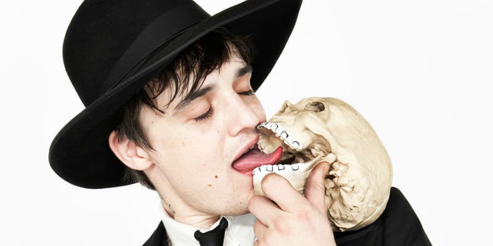 8. Pete Doherty: En 2011, el ex líder de Libertines afirmó que el fantasma de Amy Winehouse habitaba su casa.